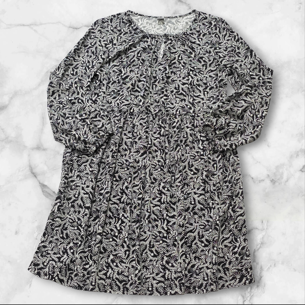 Old Navy Black & White Floral Long Sleeve Dress Size Small (S) C54